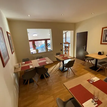 Pensjonat Tulip 3*