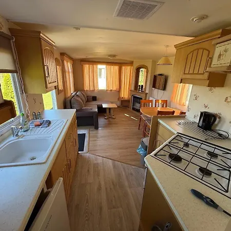 ゲストハウス Tulip 3*